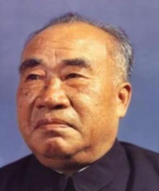 1976年，临终前的朱老总对她的妻子康克清调侃道：“我这辈子没有什么遗憾的，就是