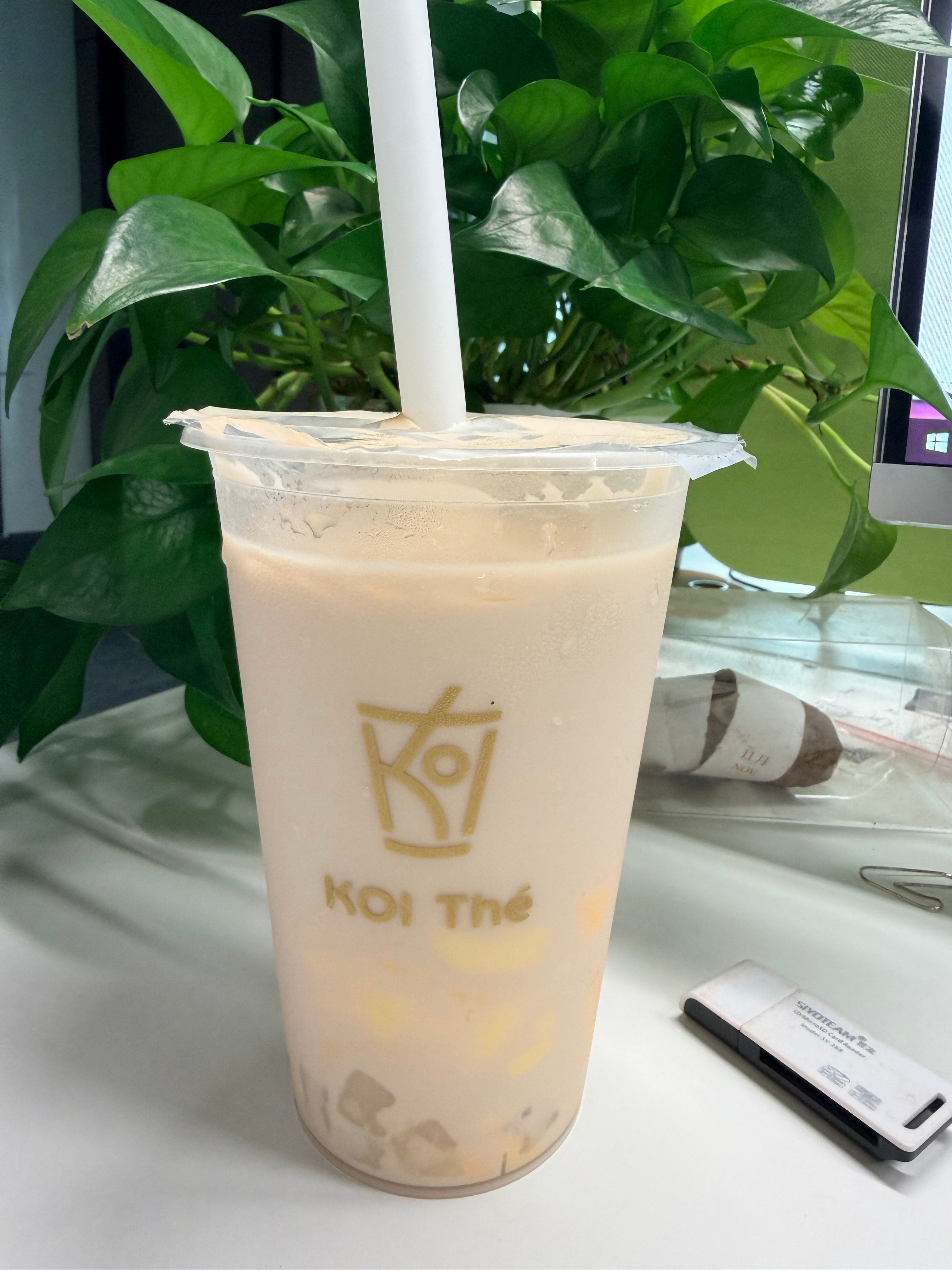 这个好喝！喜欢咸甜口的冲行吗，五分糖，把波霸换成豆腐麻薯 