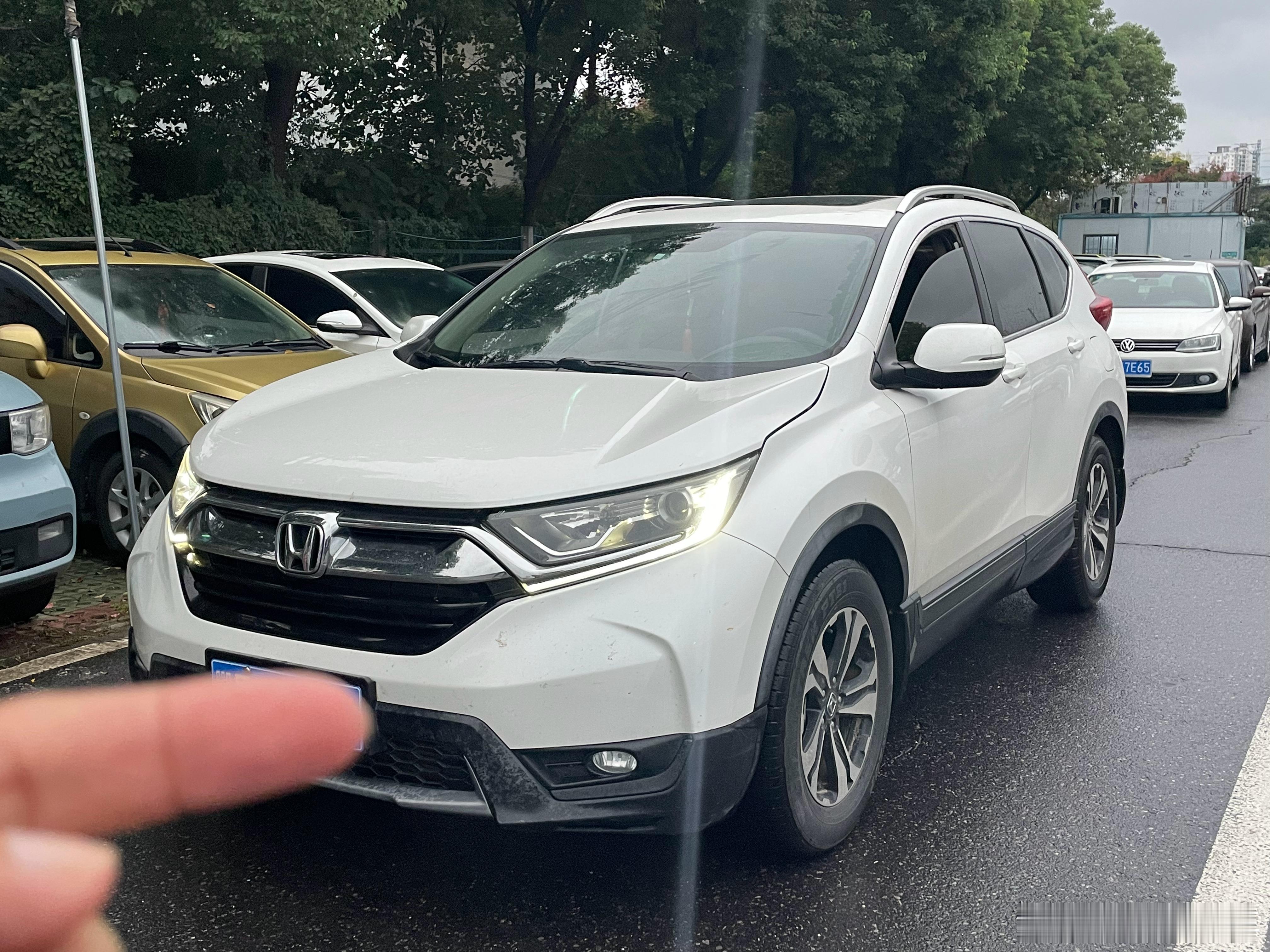 国庆正常上班拿下三台精品2018年本田crv2020年五菱mini ，续航170