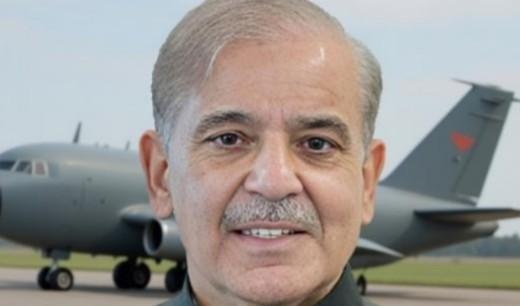 巴基斯坦以为中国不敢掀桌子。他们门儿清，中国盯的是瓜达尔港，是那条贯通南北的动脉