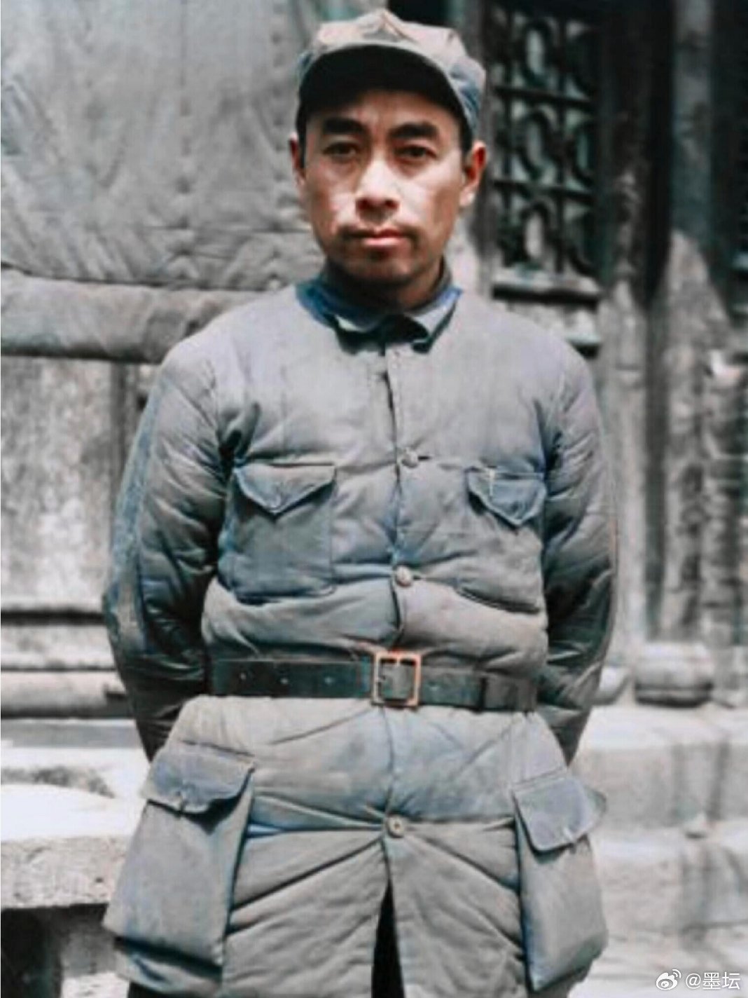 致敬！周恩来朴素军装下的坚毅与风采！ ​​​