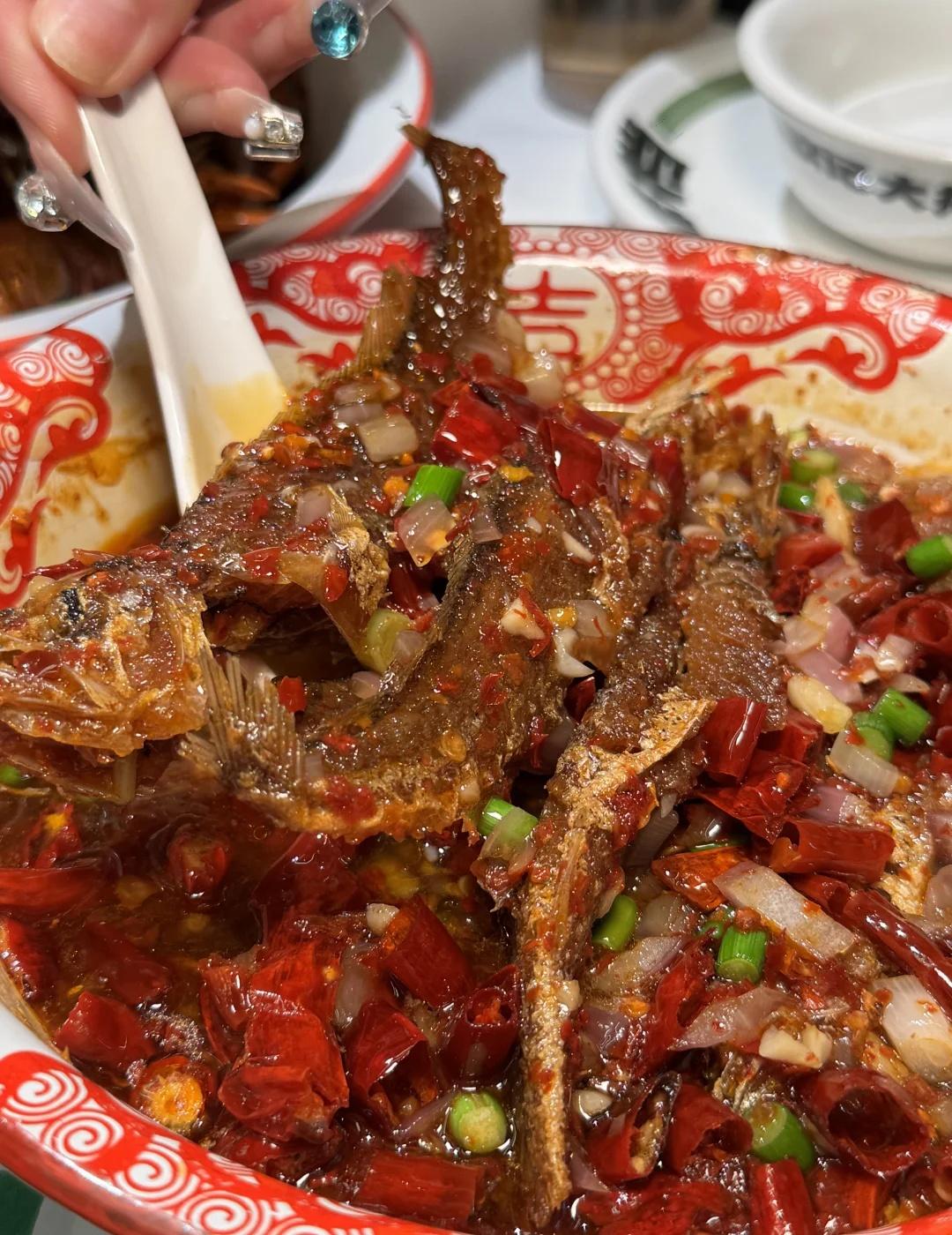 被广州这家江西大排档狠狠拿捏了🔥
欧记的江西景德菜真的太会了！
✅油焖小龙虾：