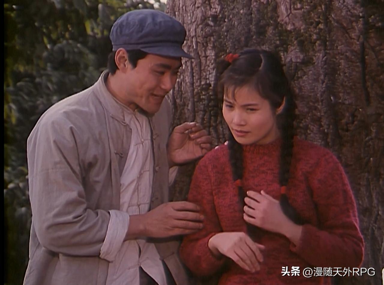 我觉得《第二次握手》和《玉色蝴蝶》是几位老艺术家为了弥补十年无戏可拍的遗憾，勉强