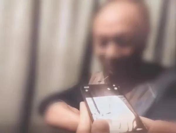 近日，崇明新河镇发生了一件令人啼笑皆非又暖心的事。王老伯在家洗澡时遭遇蜈蚣袭击，