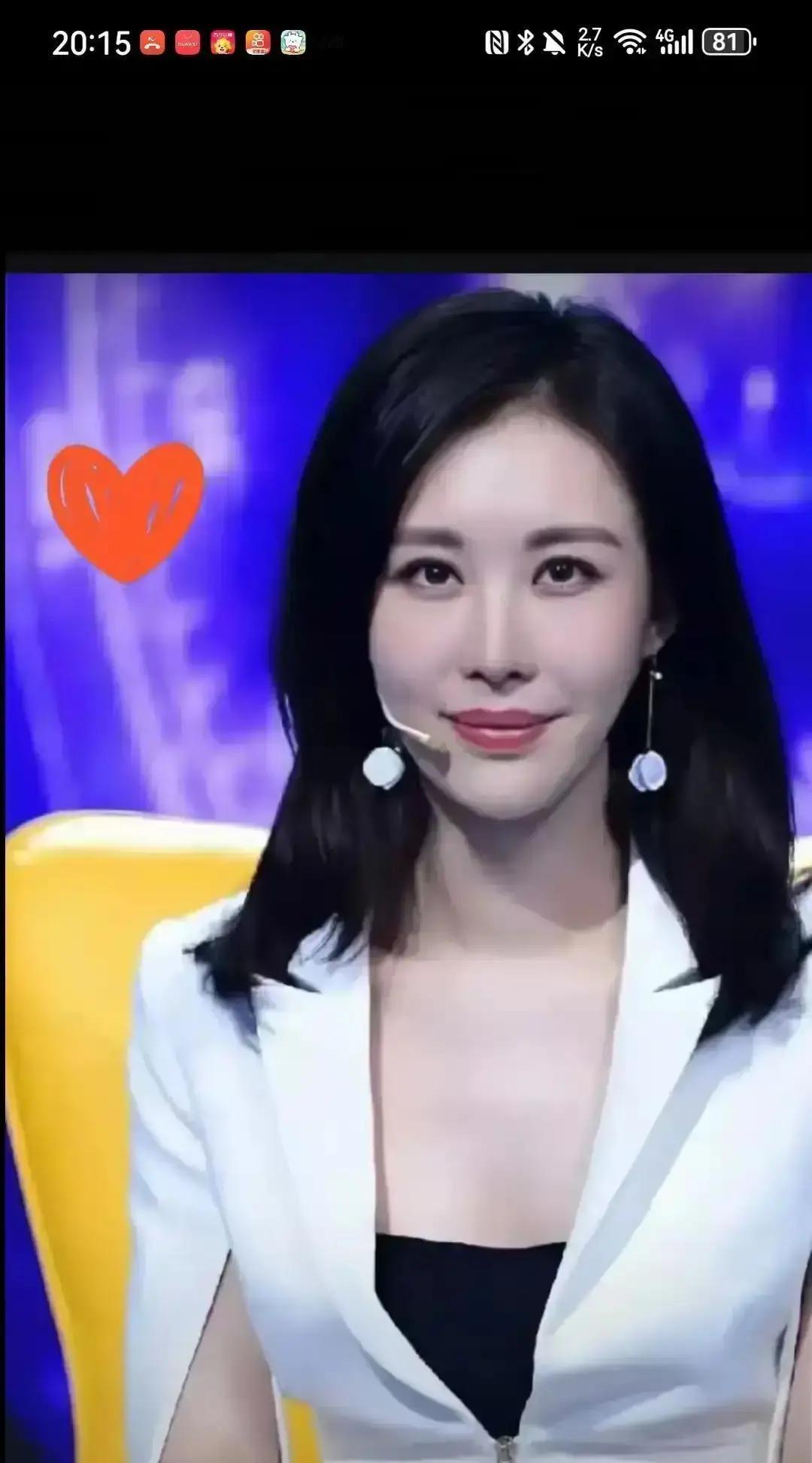 净身出户第0天，王石一句话引爆全网
 
“她陪我住工棚，我却把房子留给她。”
 