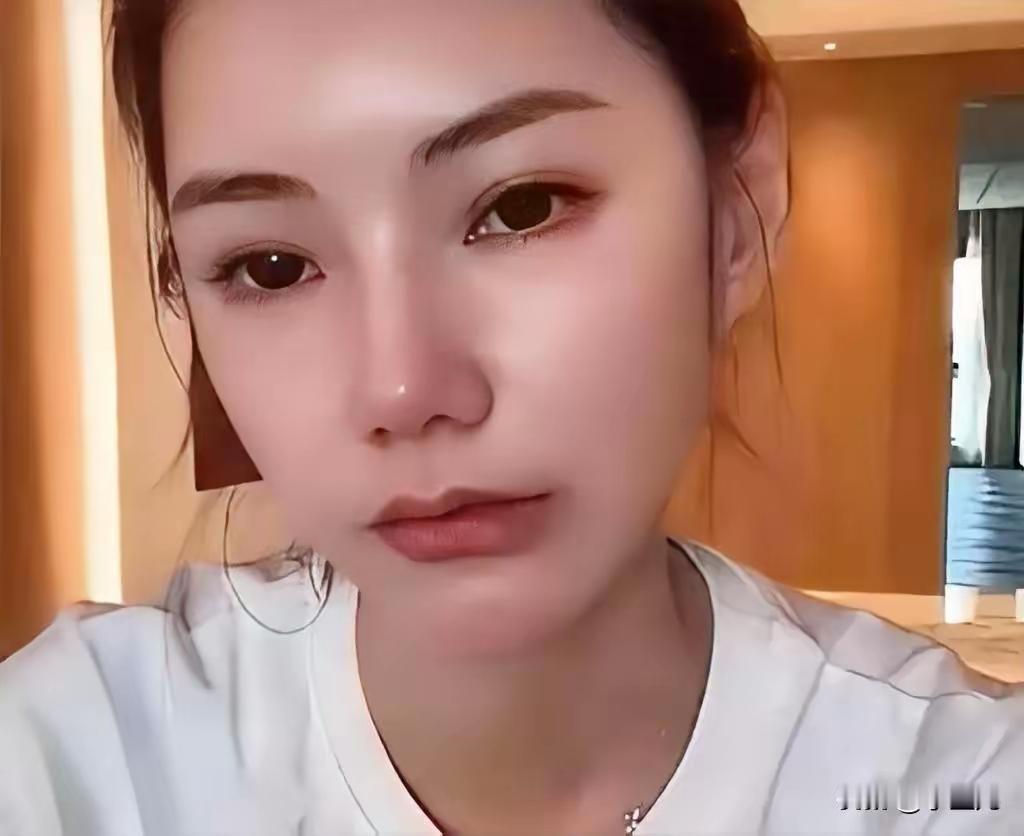 我发现，恋爱脑的本质就是幼稚。
汪小菲就是这样的人
连生气都这样无能。
 
在直