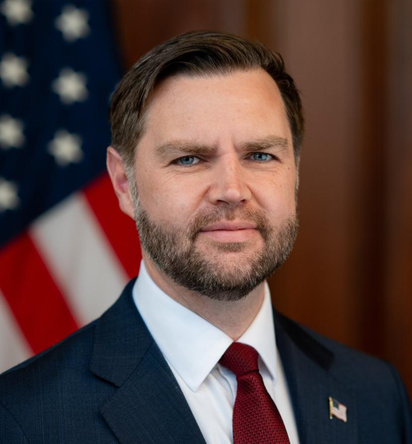 谈崩了，但伊朗根本不着急。
21小时的马拉松式谈判，最终以美方率先宣布离场告终。