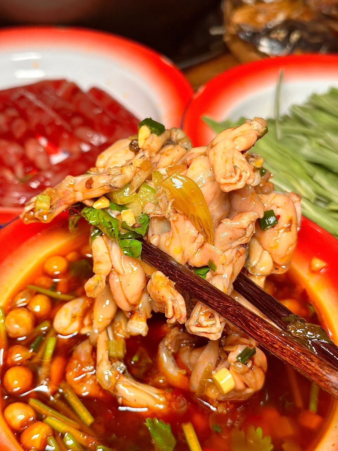 重庆旅游｜不得不吃的美蛙鱼火锅