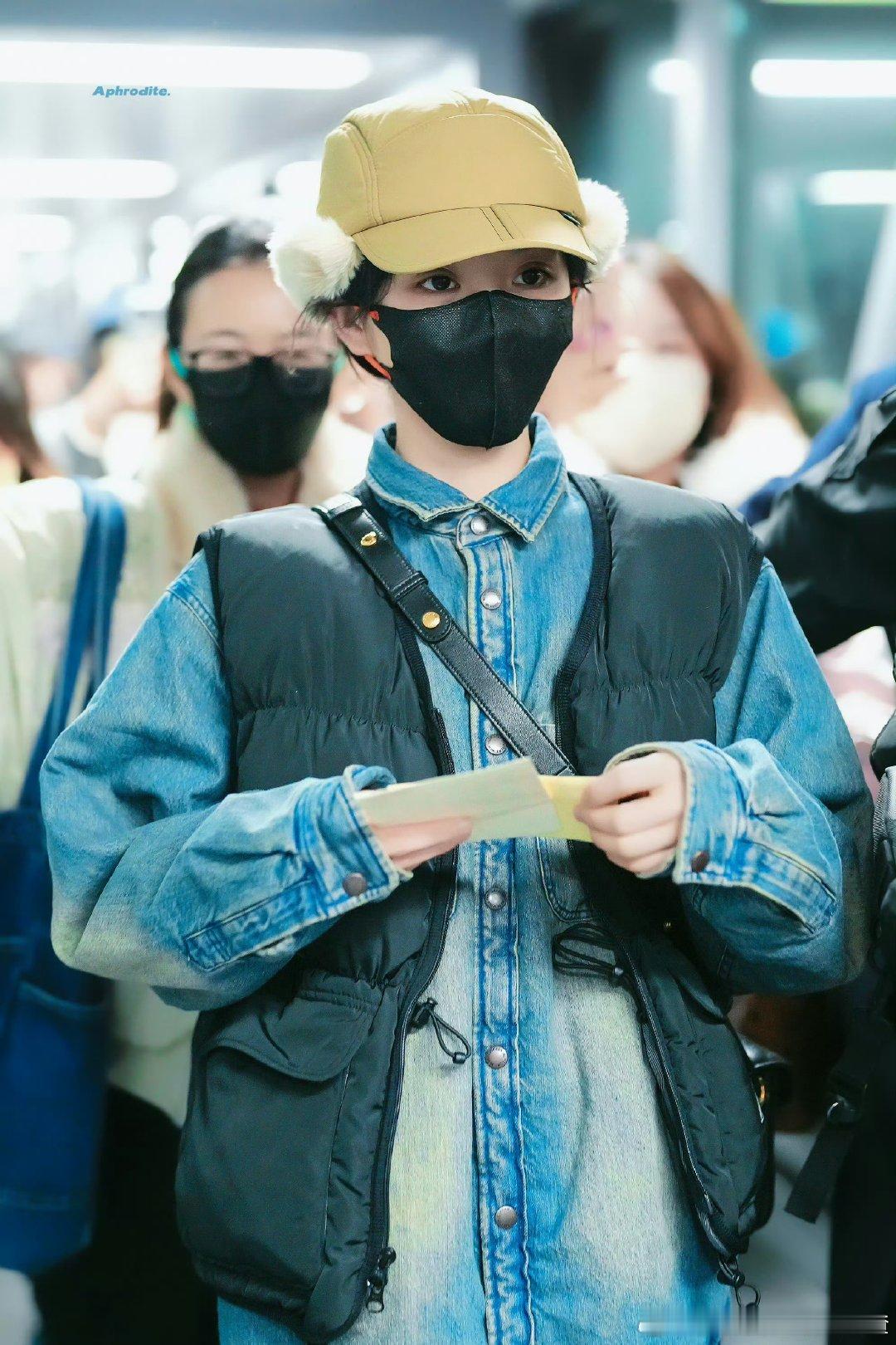 张凌赫田曦薇出发录制你好星期六田曦薇出发录制你好星期六 张凌赫、田曦薇出发录制h