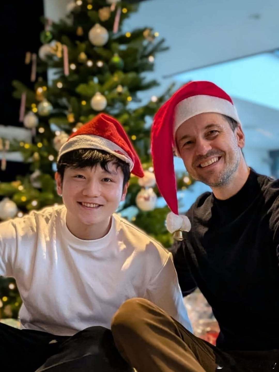 Merry Christmas,东哥。Merry Christmas every