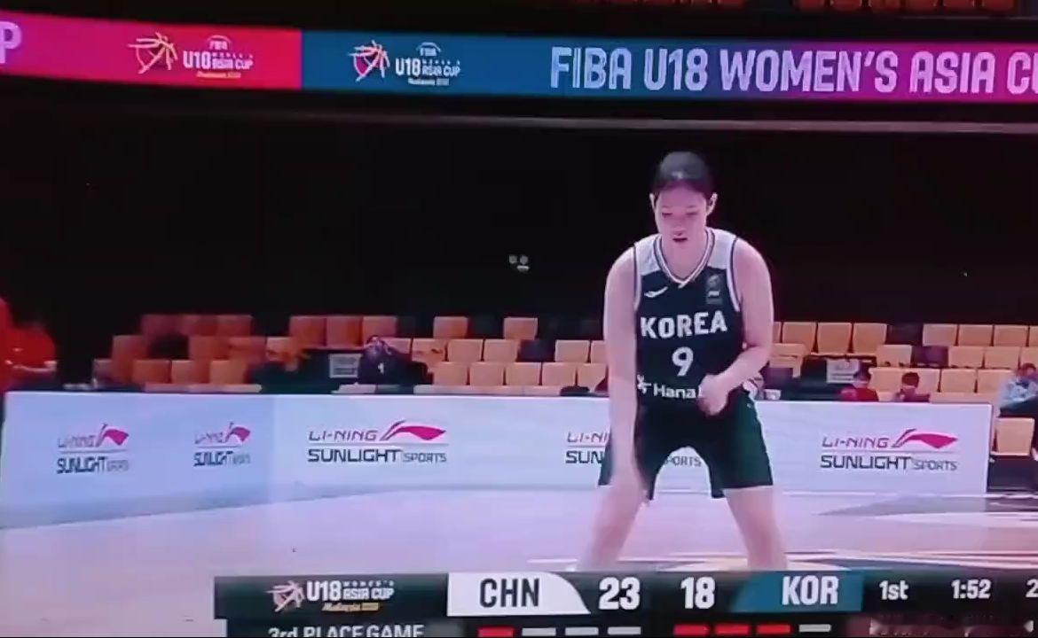 中国u18女篮战韩国，李沅珊超远三分帅气 #篮球赛事高光时刻