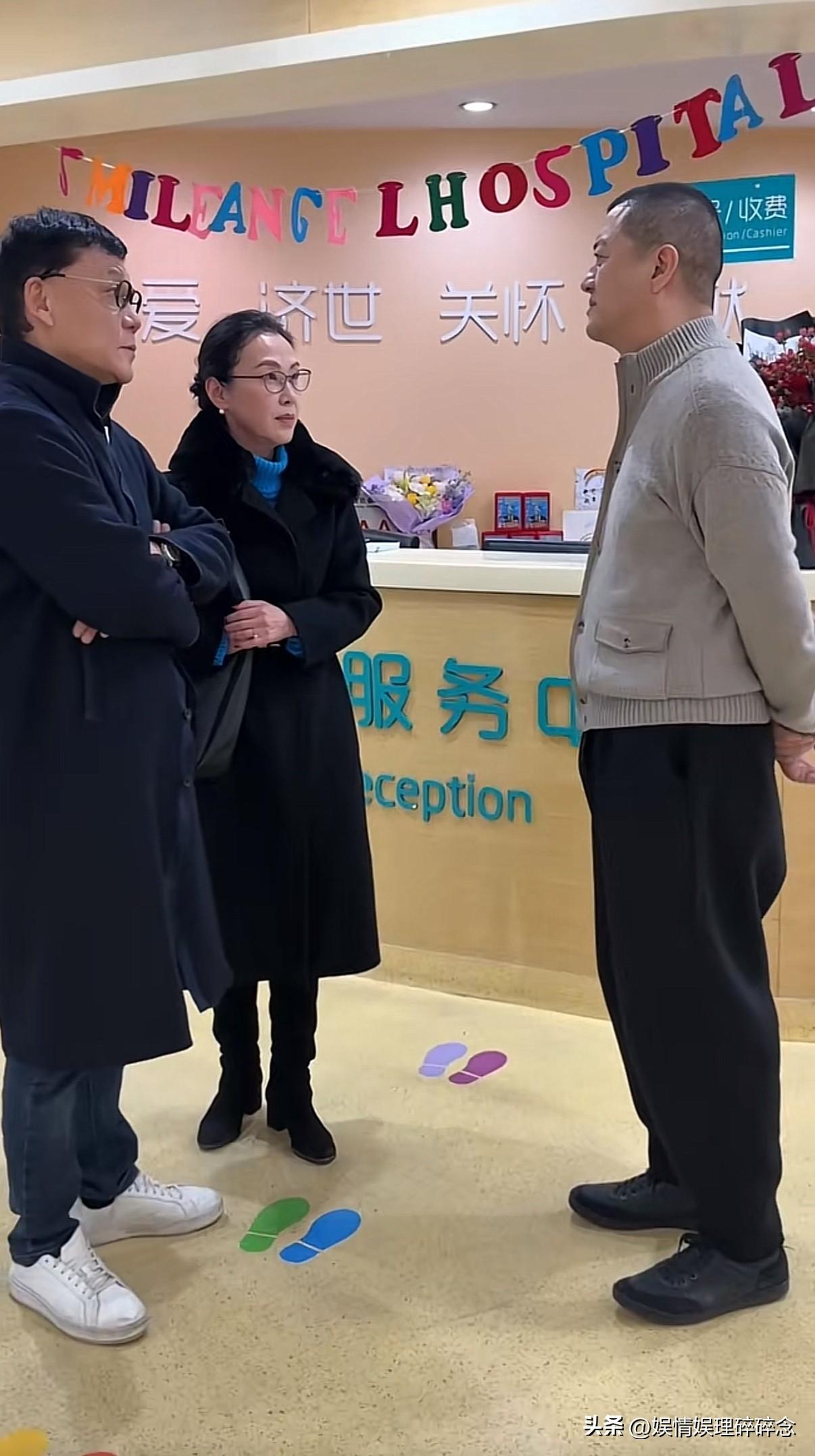 在年前给嫣然儿童医院捐款100万的李国庆夫妇，亲自到医院给孩子们送上了新年礼物，