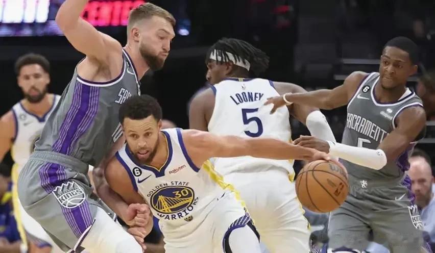 #NBA竞彩推荐# 
鬼谷子明日NBA常规赛比赛胜负大小分预测

明天北京时间1