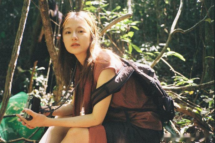 李兰迪无尽夏，李兰迪秋天晒夏日plog，谁来懂一下这个李兰迪的夏日氧气感啊，秋天