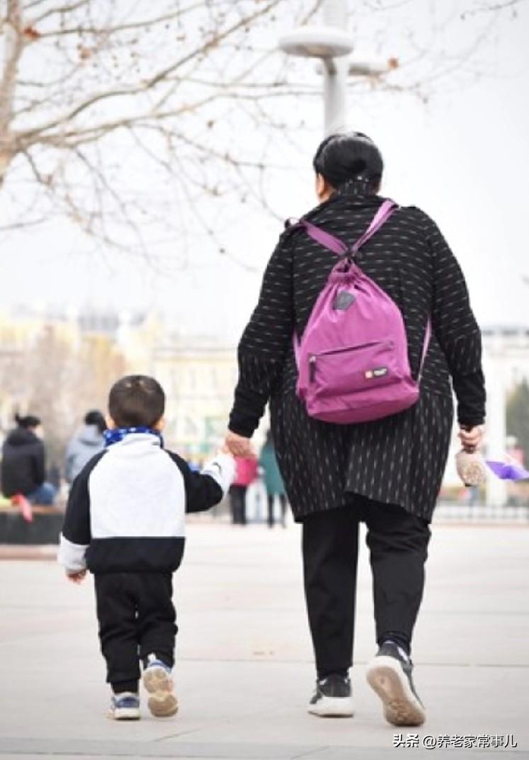 儿子让我去带孙子，我没去，选择了另一种方式
 
退休以后，本来想着终于能清闲几天