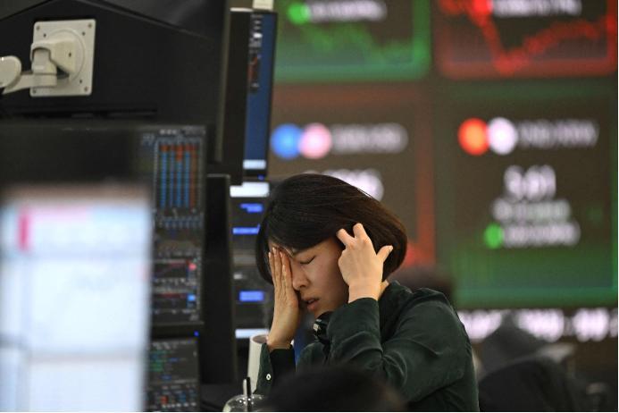 一鱼三吃：韩国半导体是怎么被美国“盟友”一刀一刀割干净的。

2026年7月2日