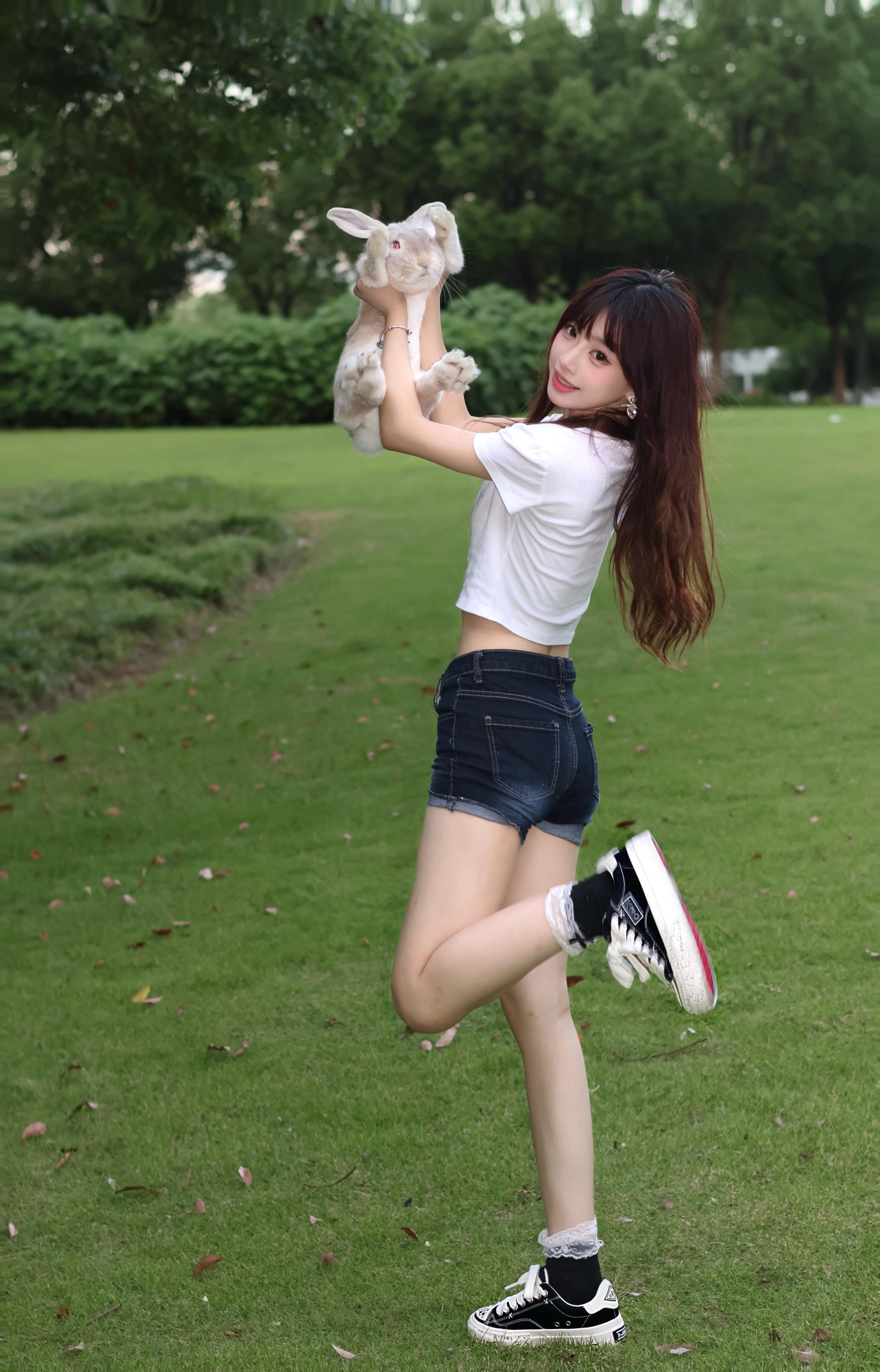 愿意和我一起遛豆豆么～qwq     📷