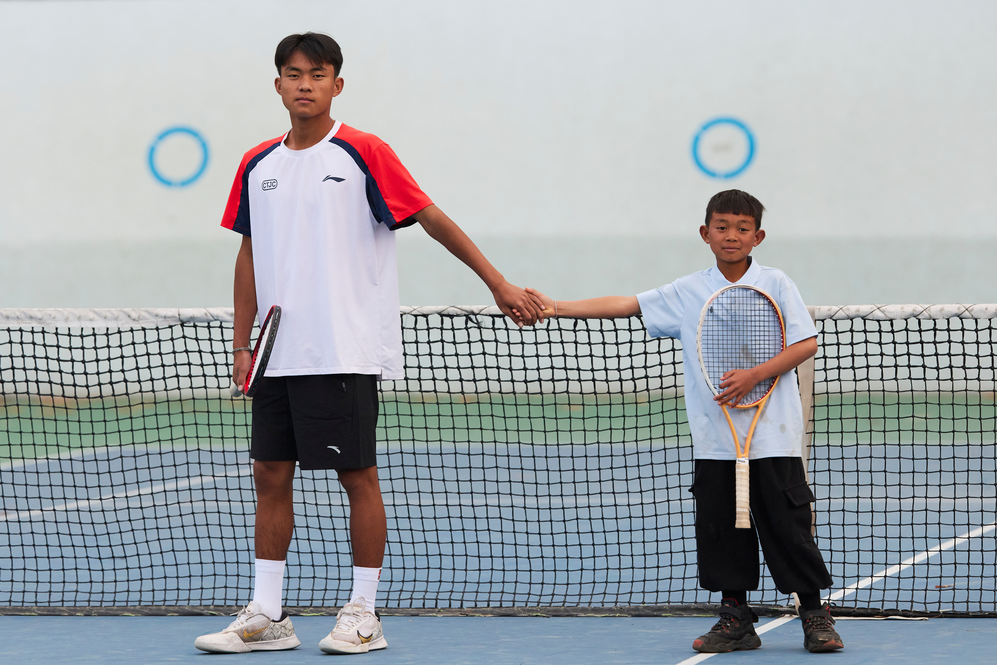 云南野象网球俱乐部的孩子们！爱网球的眼里总有光！摄影：记者 李建艺中国网球体育大