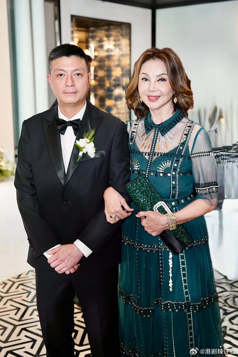 現年32歲的TVB小花胡美貽（Nicole）在2017年參加港姐後入行，憑旅遊節