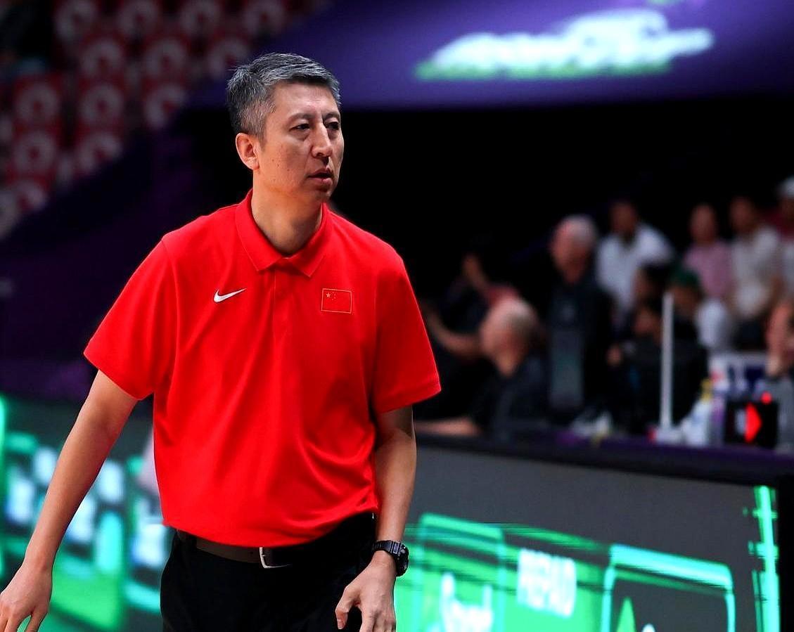 男篮集训名单一出，徐杰落选直接让球迷炸锅！

上赛季CBA场均11.2分+4.5