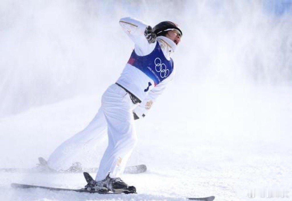 徐梦桃说35岁女性依然拥有无限可能 米兰冬奥会雪上赛场，35岁的徐梦桃创造历史！