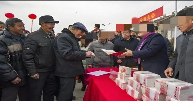 “凭啥不让我分红？”浙江温州一女子大学毕业后就去了美国，还获得了美国的绿卡。村里