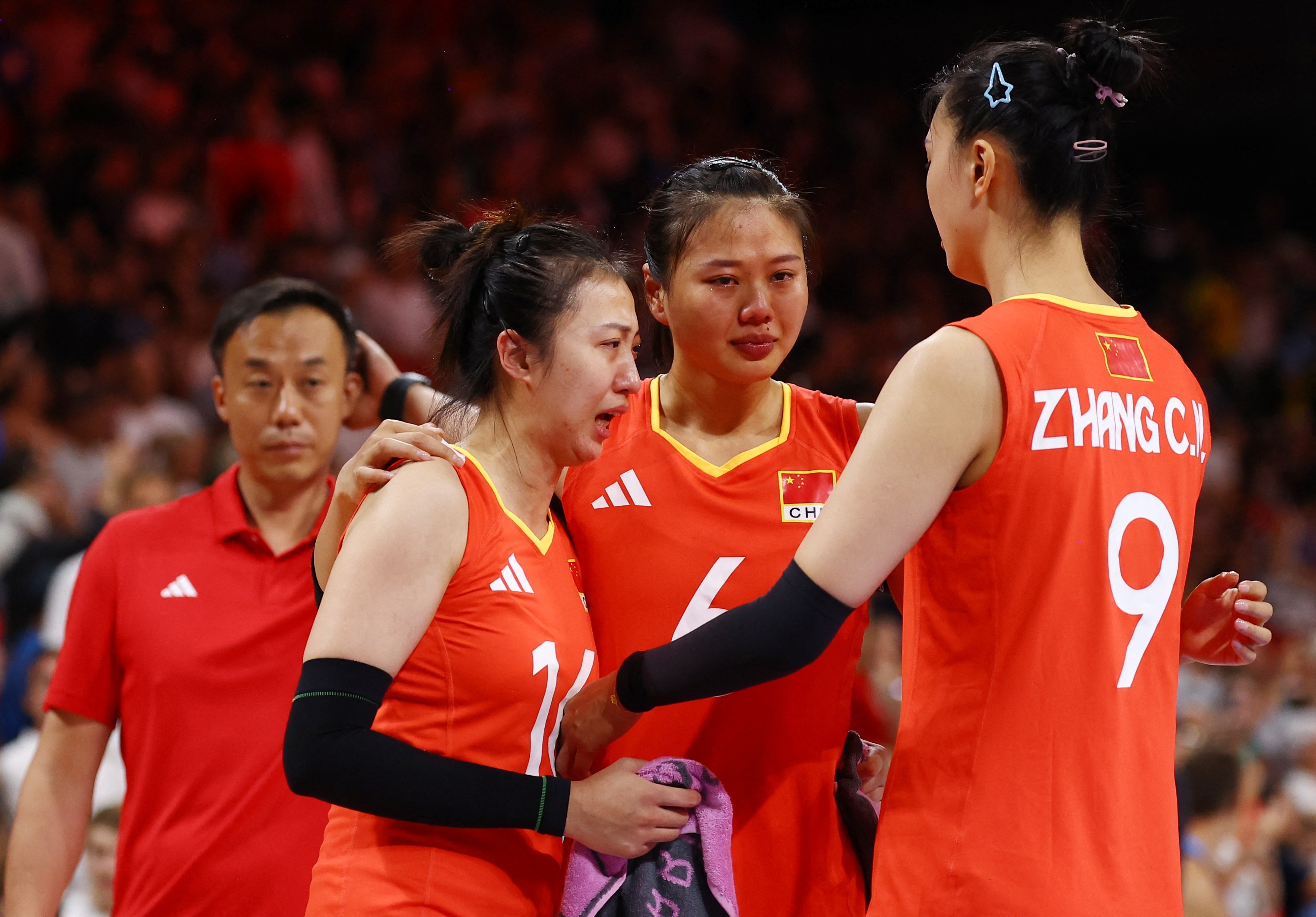 #中国女排2比3土耳其#心疼，太心疼了！应该是很多人的最后一届奥运了…… ​​​