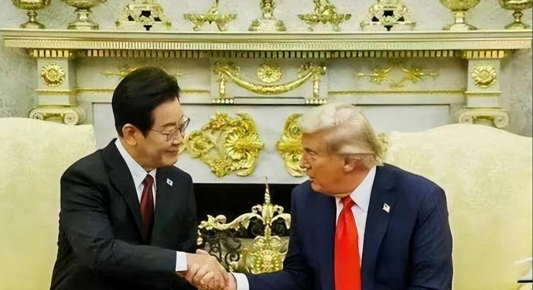 摊牌的时刻，已经到了！一夜之间，特朗普连发五道金牌，直接把 “中美博弈” 的遮羞