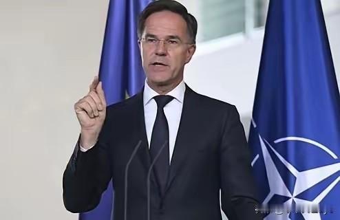 北约秘书长马克·吕特:普京拥有1.4亿人口，北约国家加起来大约有9.3亿人口，在