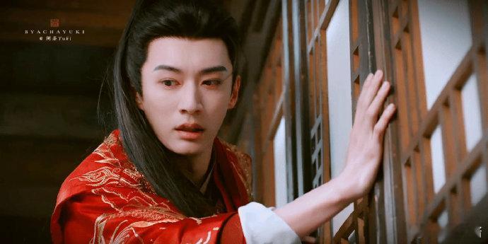 #刘学义一滴泪N种情绪# 刘学义的演技本身就特别在线，他演的慕容璟和也让人很心疼