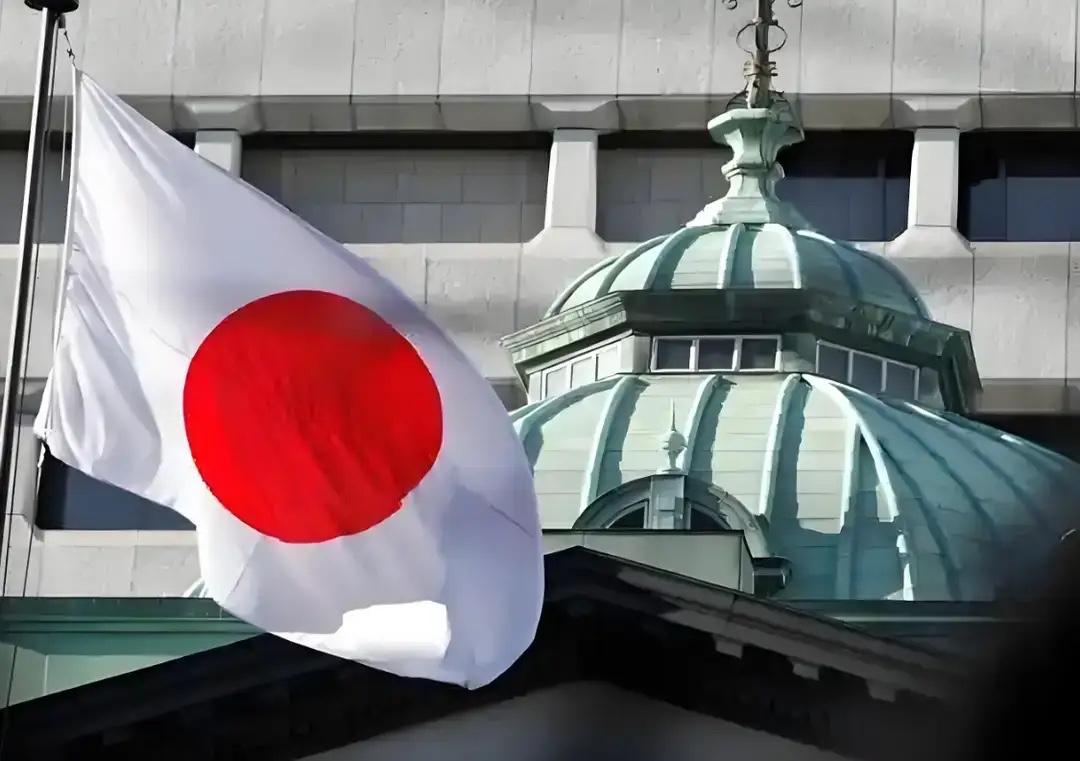 美国的债务危机，导火索已经在日本被点燃，从各个方面看已经是无解的死局。

美国债