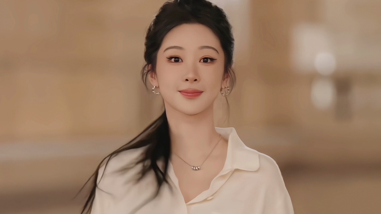 所有人感受！又一个杨紫绝美回眸！好会拍！ 