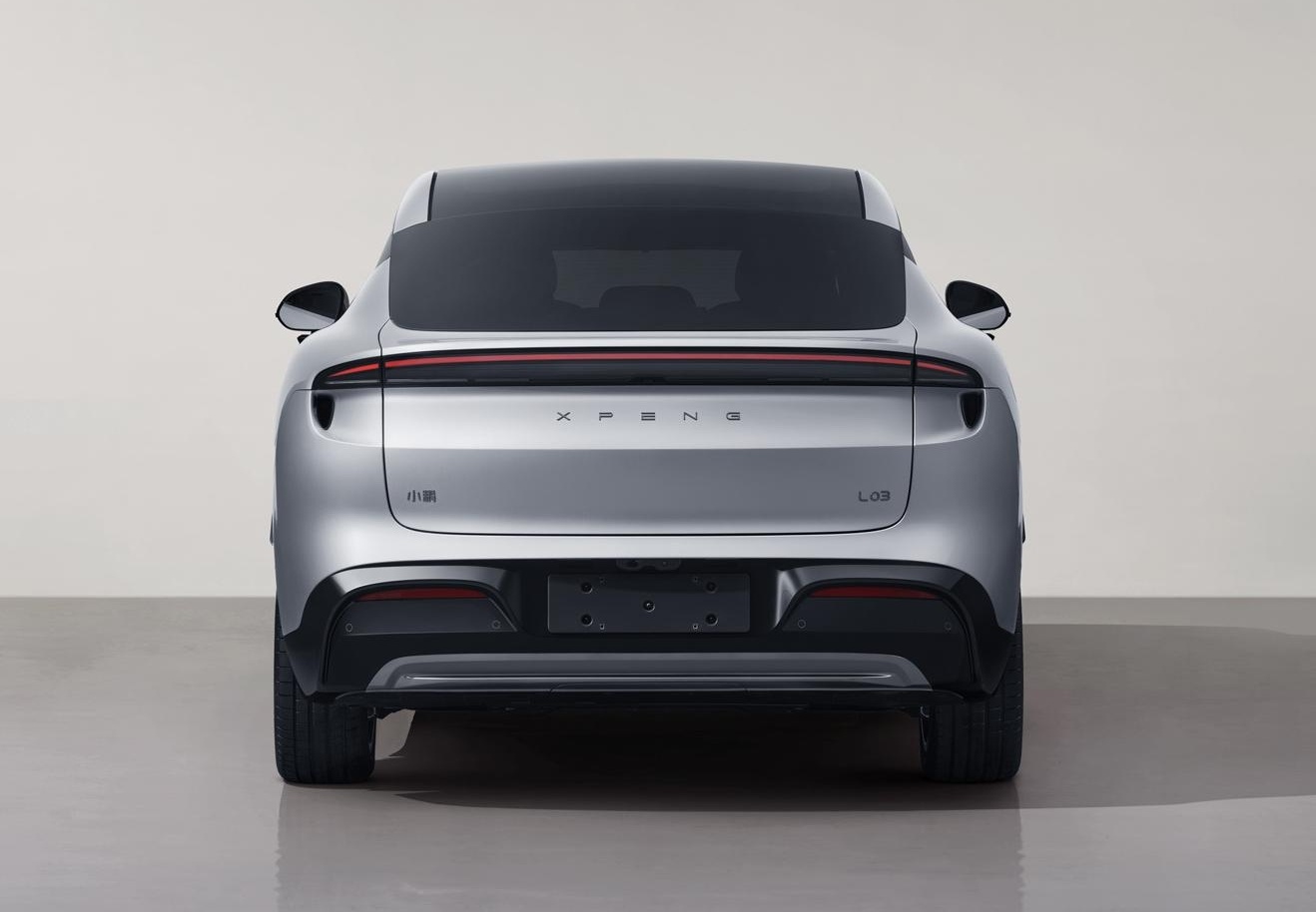 小鹏MONA系列的首款SUV来了！「MONA L03」车身尺4650/4672m