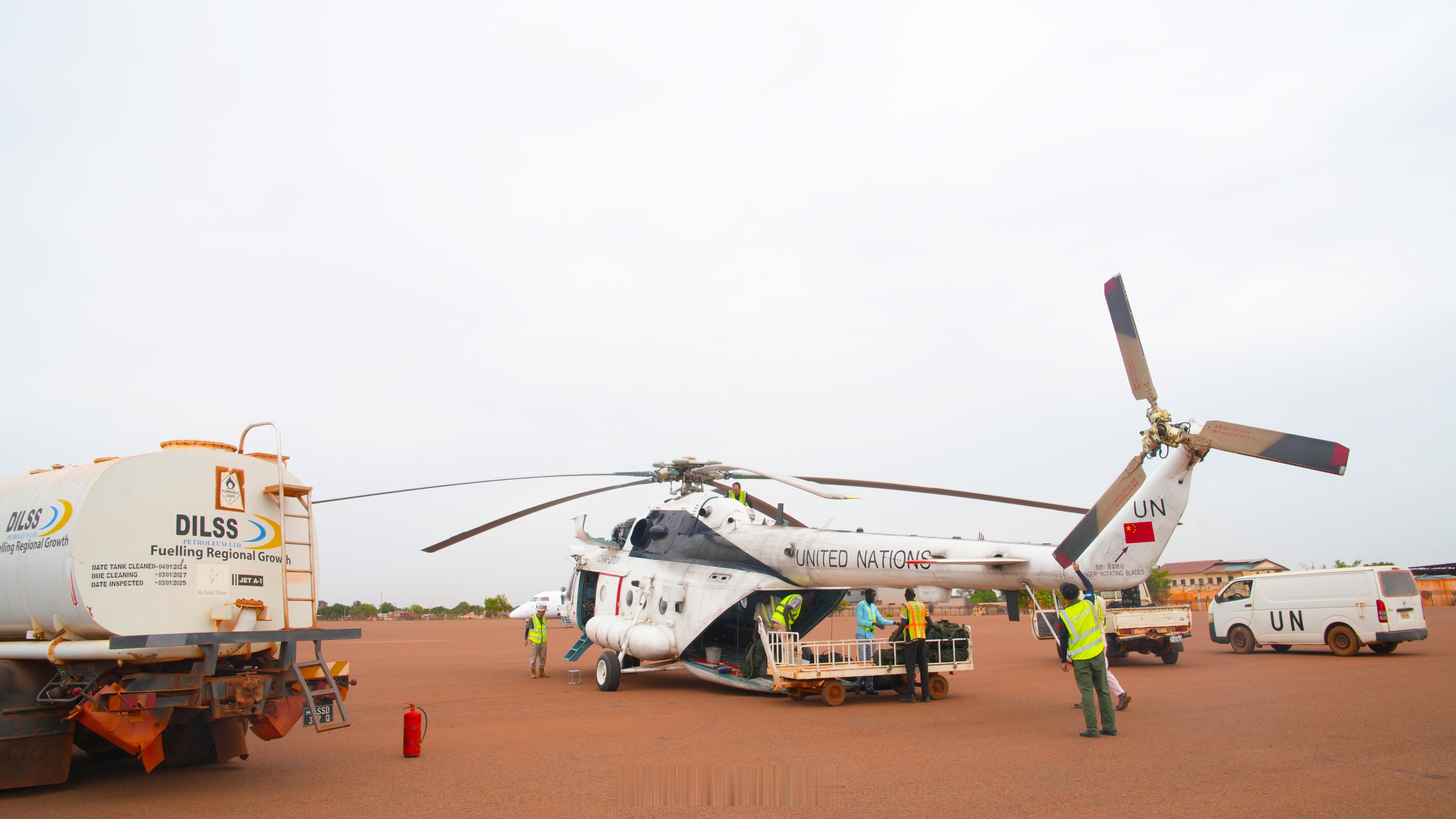 【中国第6批赴阿卜耶伊维和直升机分队紧急升空补位支援】当地时间4月25日，联阿安