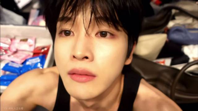 #成灿[超话]#🦌#郑成灿六颜一#🍊 #郑成灿唯一门面主rap# 
261006 Samsung G