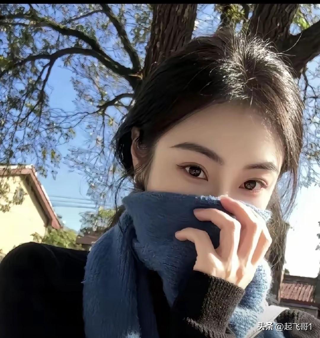 性学专家李银河说了，
女孩喜欢男人，
是天经地义的事，
男人想女人，
是正常不过