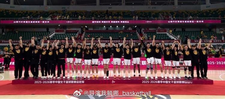 四川篮球的大起大落太刺激了，昨天四川男篮创造了单赛季42场全败的耻辱纪录，今晚四