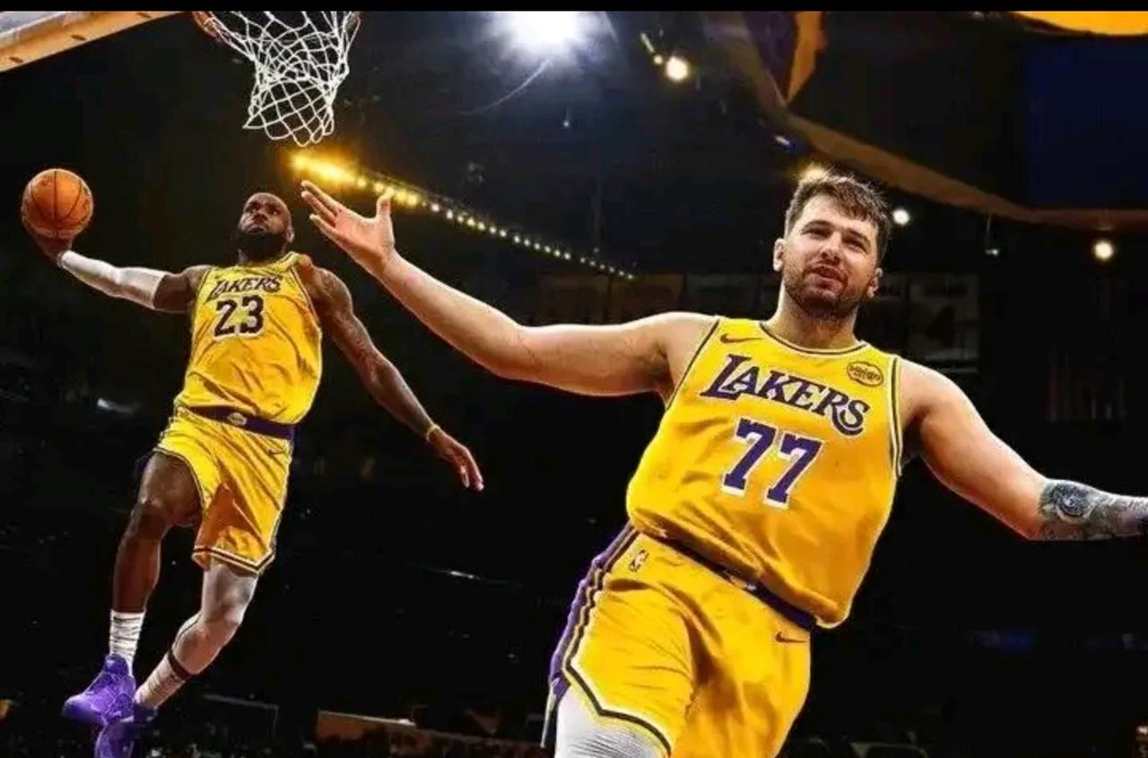 老詹没去热火，他可能终身无冠。 库里不是因为杜兰特先签后换，给勇士搞来拉塞尔，也