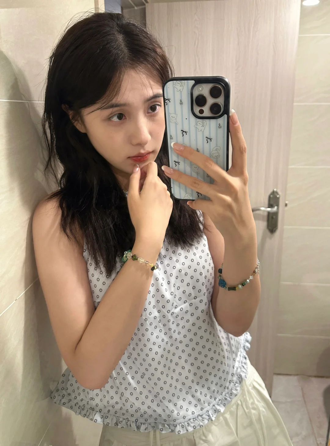 水灵灵地出现了