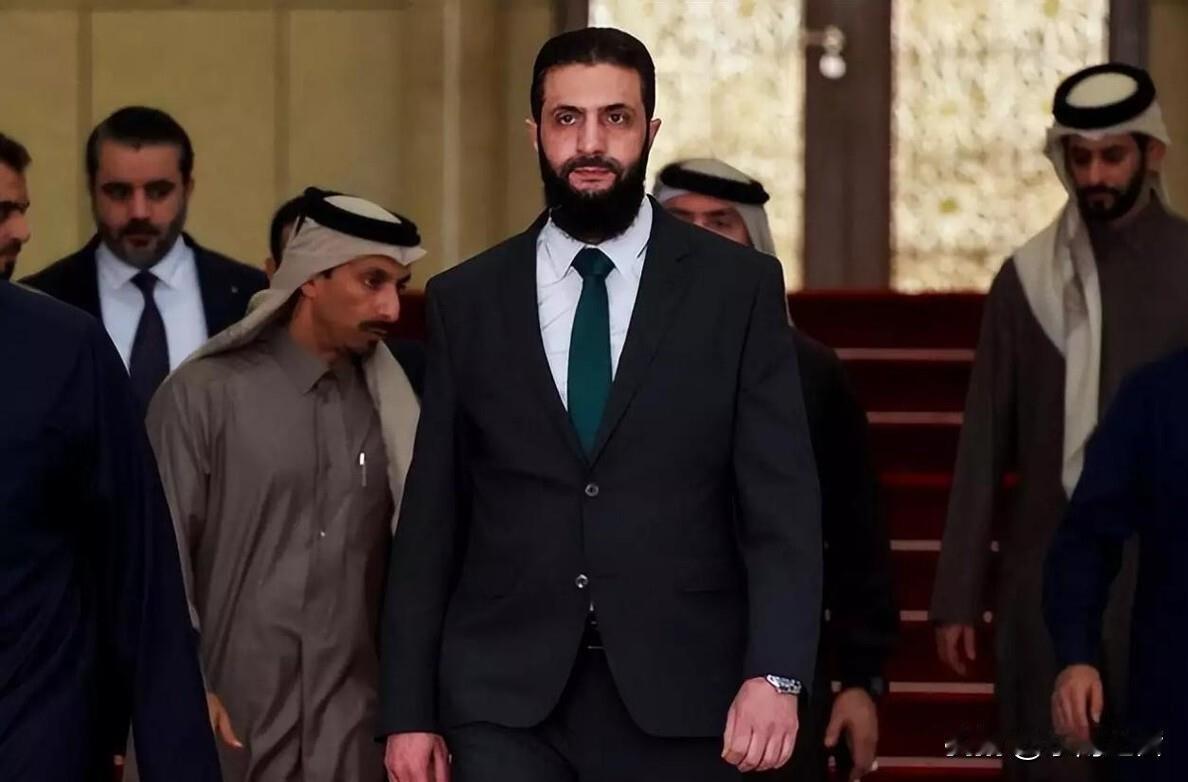 叙利亚脸丢到国际上！自家安全人员枪杀美军，队伍烂到家了！
 
当地时间12月13