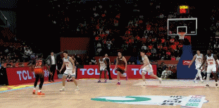 山东高速罕见的第一节
山东高速主场与新疆伊力特的比赛，山东高速得了28分，外线、