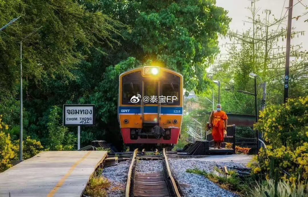 不知足者，虽富而贫；知足之人，虽贫而富。经历过后才能修累世之福，大彻大悟后方能做