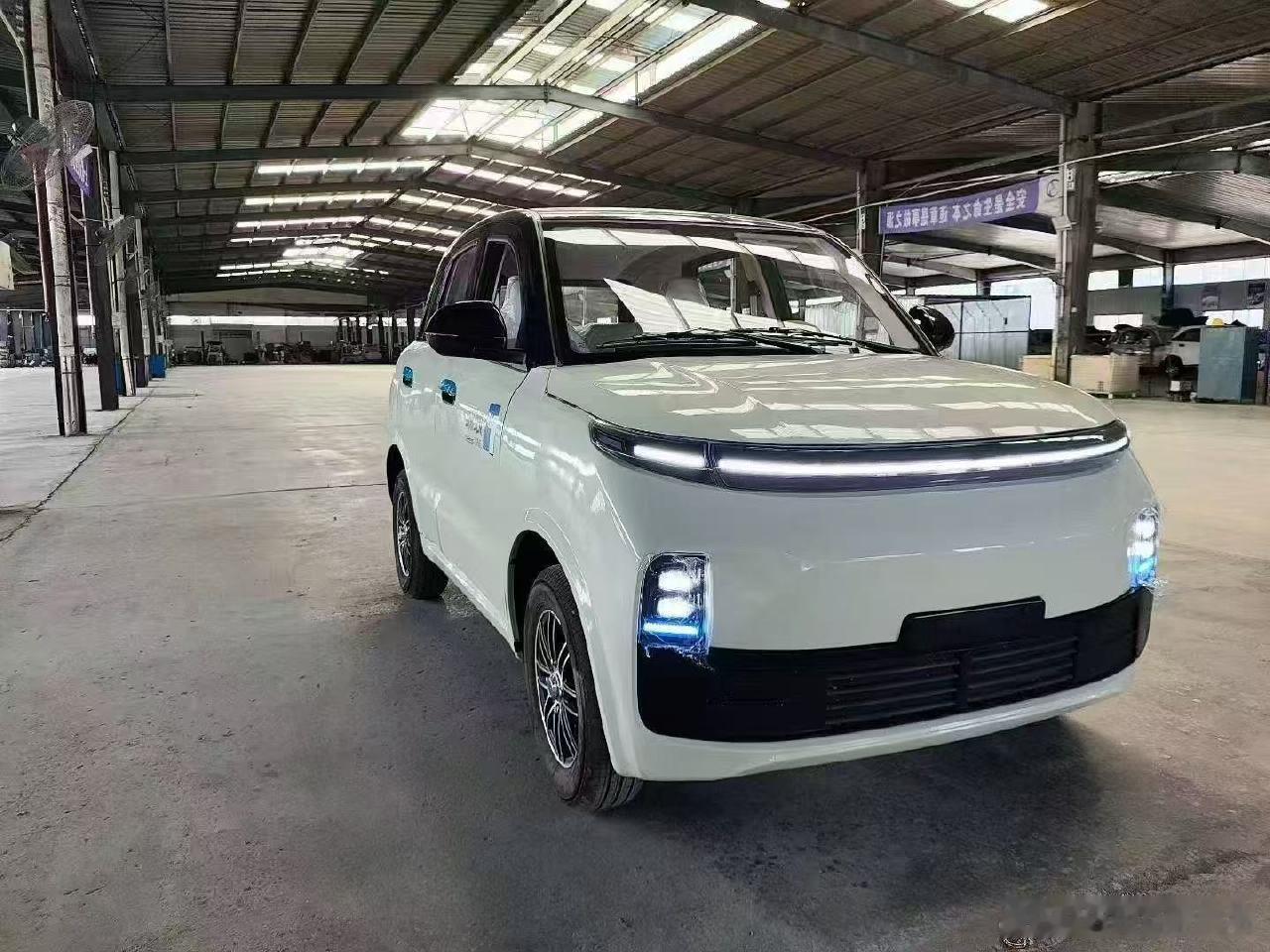 老头乐都把智驾小蓝灯安排上了！[笑cry][笑cry]大v聊车 ​​​