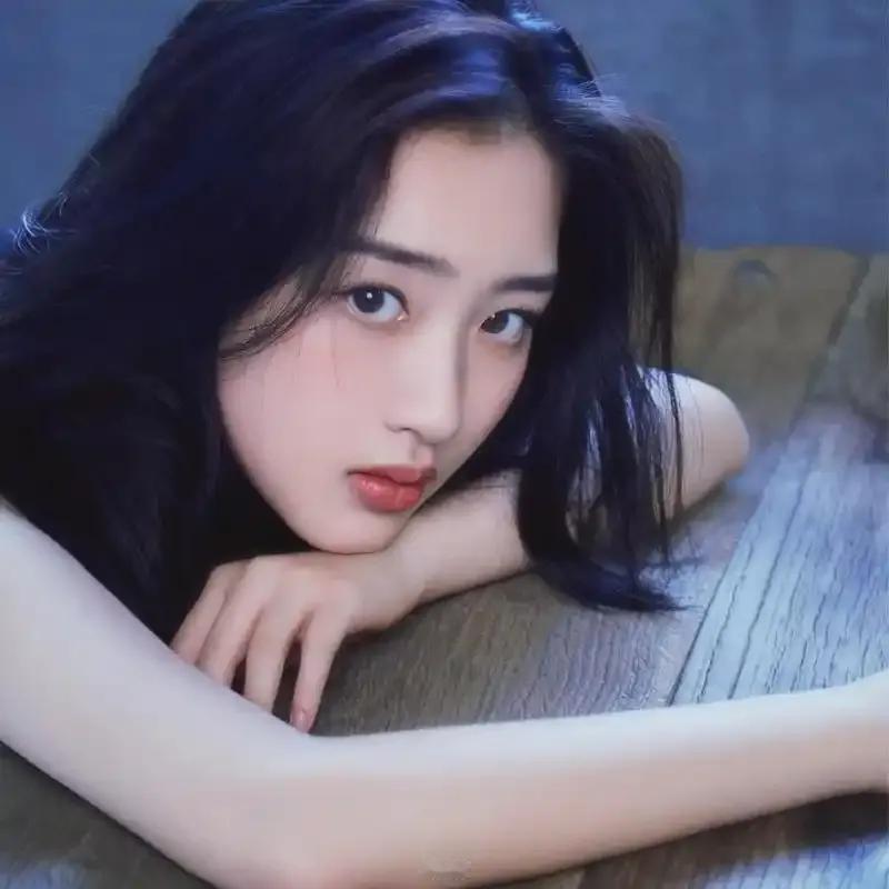 第328微邓恩熙：05年的小女孩就这么猛了么

邓恩熙，2005年4月18日出生