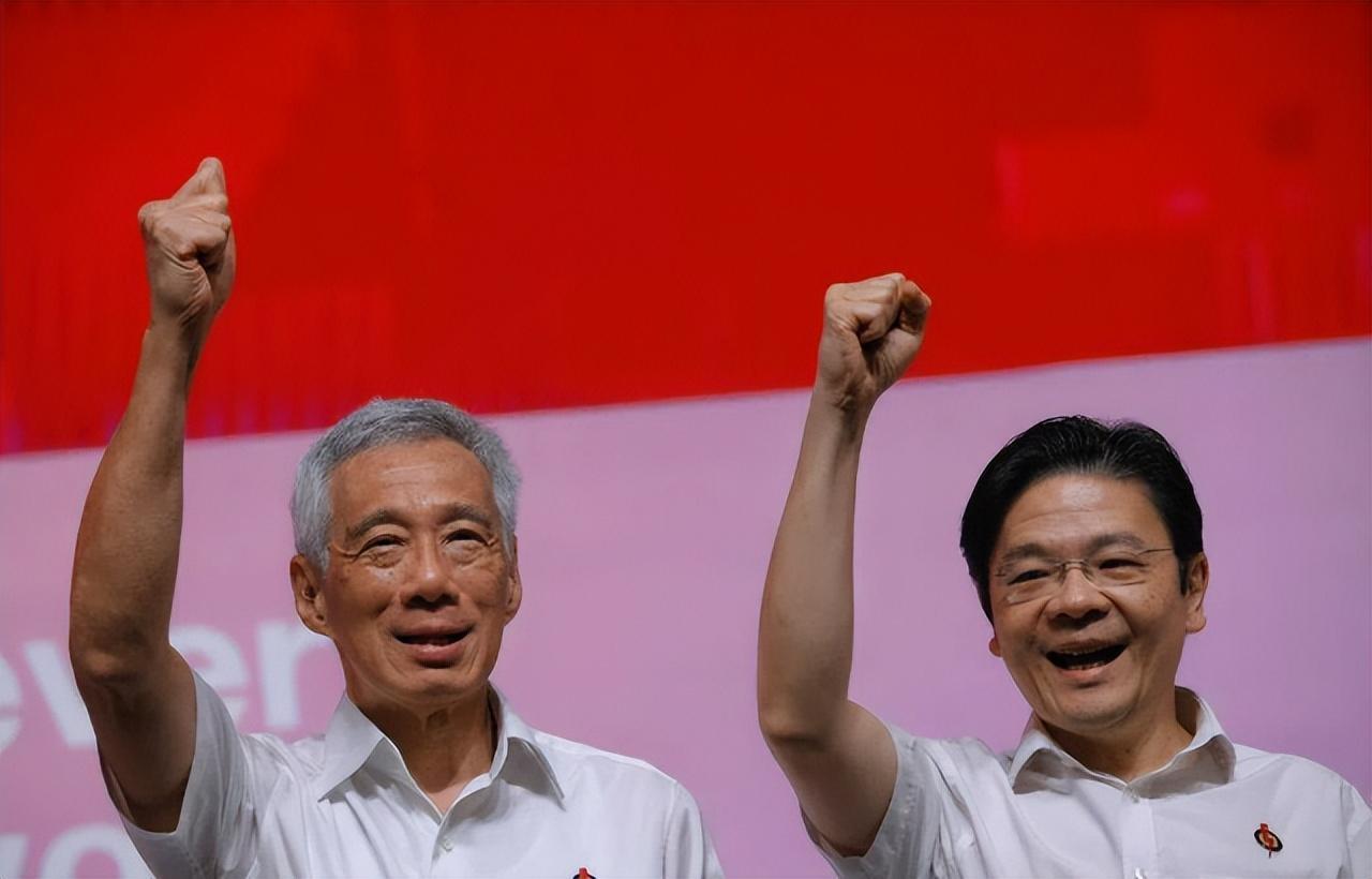 李显龙访华回国后，迫不及待地表示：与中国加深贸易合作，基于共同利益而非属同族群—