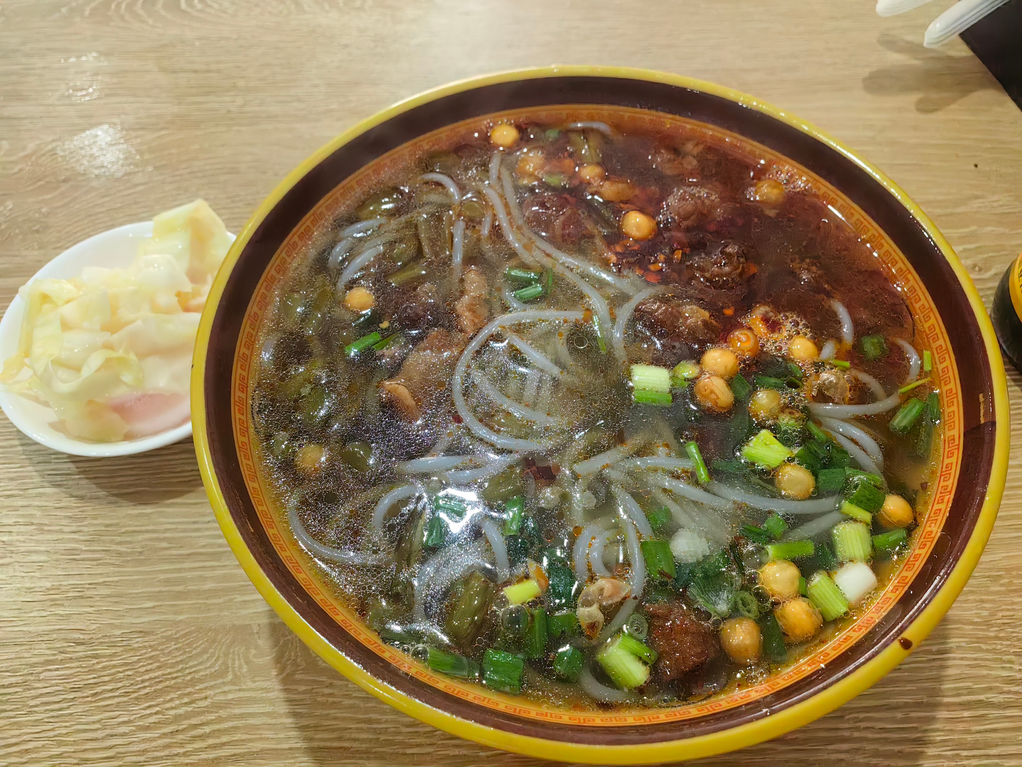 每日一餐分享早晨吃了牛肉地瓜粉。 