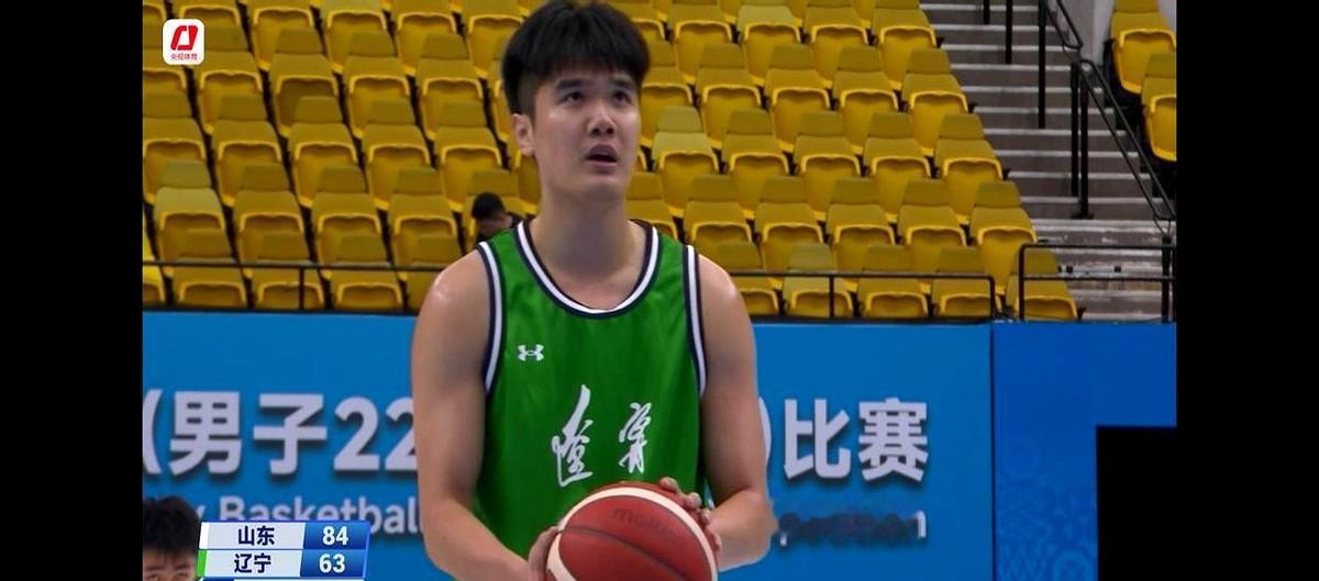 辽宁篮球青训出了大问题，未来或面临断层危险。

青训体系的裂痕岂是短期努力能弥补