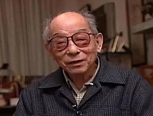 有时候我就在想，“养生”会不会是一个伪命题呢？很多长寿的人，我们可以看到，他们有