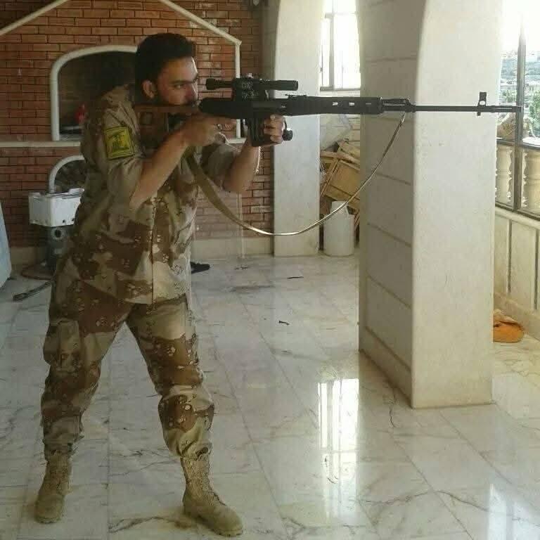 一名来自大马士革附近西部卡拉蒙的前阿萨德政权武装人员被捕的情况，他被指控参与了2