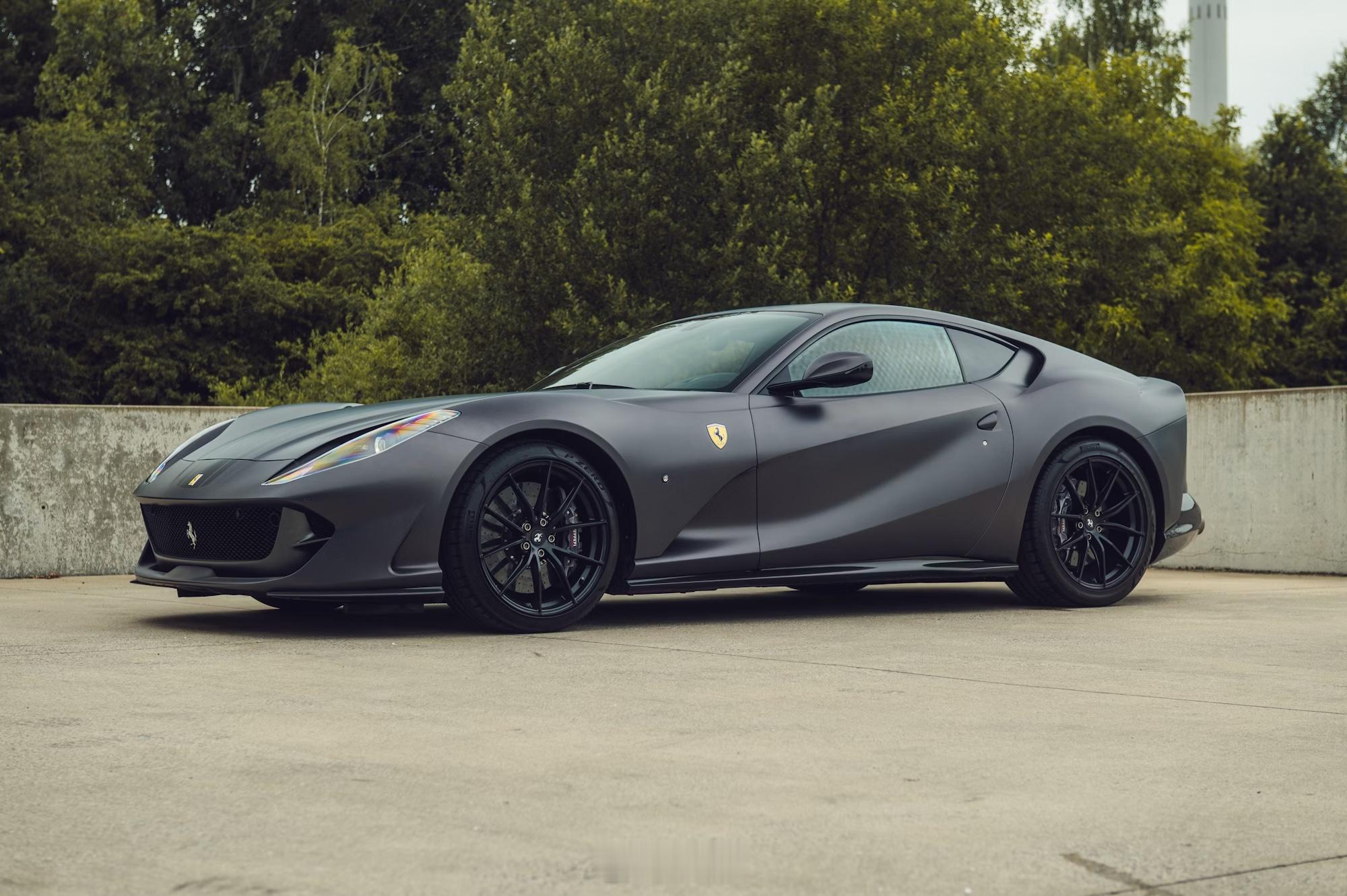 早啊[太阳]Ferrari 812 Superfast早安 座驾car 汽场全开